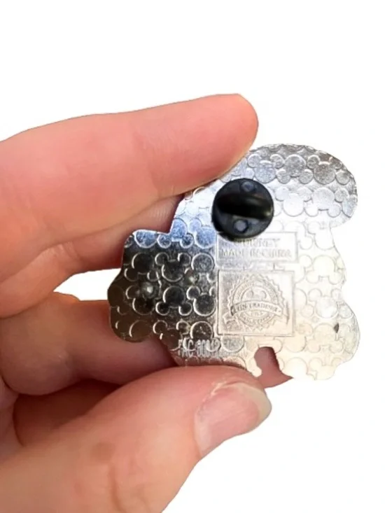 Disney Magic Kingdom Little Mermaid Ursula Enamel Pin - Under the Sea - Picture 4 of 4